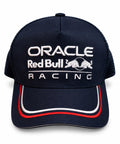 Gorra trucker DERRAPA Oracle Red Bull Racing Azul oscuro con vivos rojo y blanco, vista frontal, sobre fondo blanco