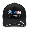 Gorra DERRAPA BMW M Motorsport Negro con logo a color, vista frontal, sobre fondo blanco